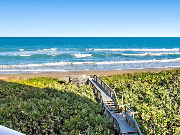 429 NE Tradewind Ln #305, Stuart, FL 34996