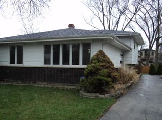 114 55th St, Downers Grove, IL 60515