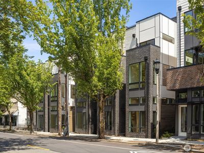 1106 C 34th Avenue, Seattle, WA, 98122