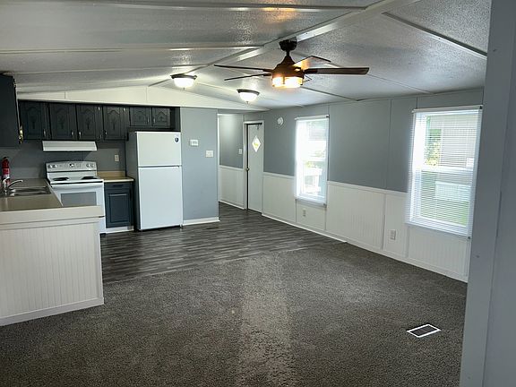 4th image of 285 W Skyline Dr #231