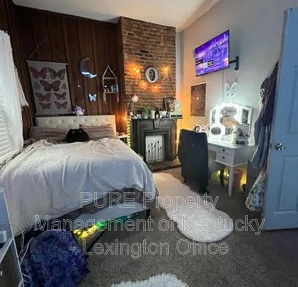 444 N Broadway — Photo 4