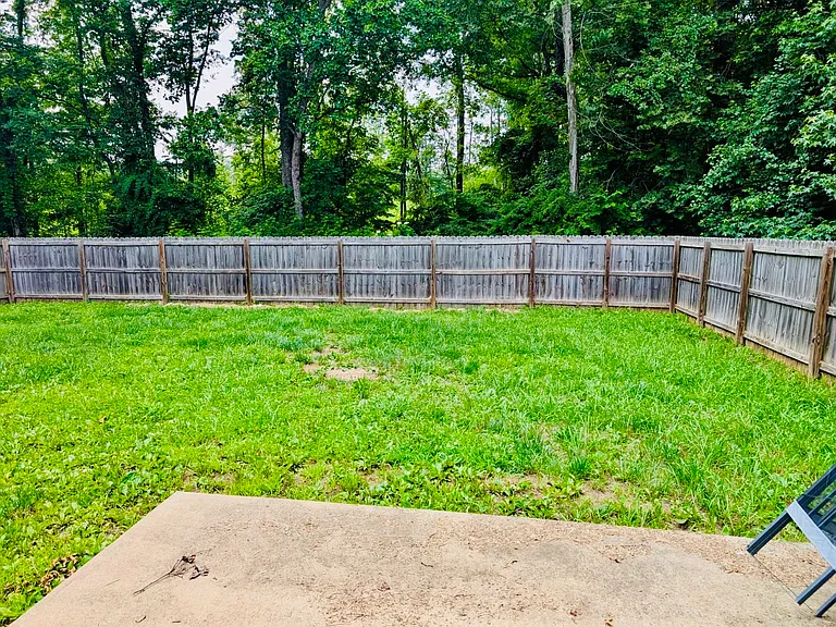 745 Inver Ln — Photo 4