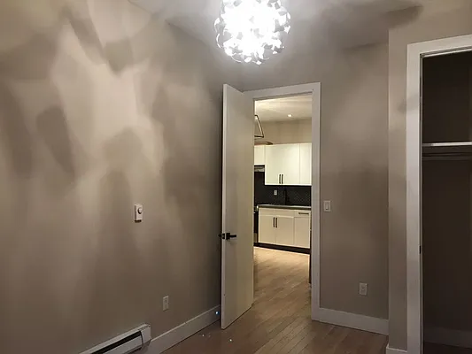 Rented by Premier Metro Realty Corp | media 19