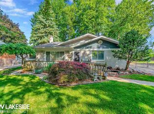 35975 Vaughn St, Clinton Township, MI