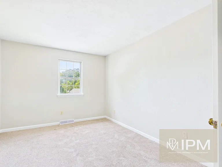 1955 Cherry Manor Dr — Photo 10