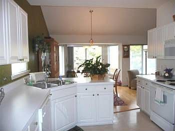 5th image of 5583 Ortman Dr
