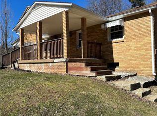 15 Kyle Rd, Mercer, PA 16137