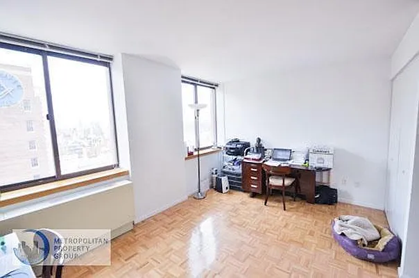 Rented by Metropolitan Property Group | media 5