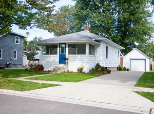 346 Adolph Ave NE, Rockford, MI