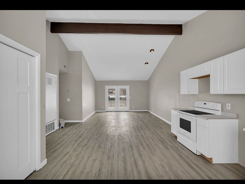 1st image of 2305 W Bonniebrook Dr