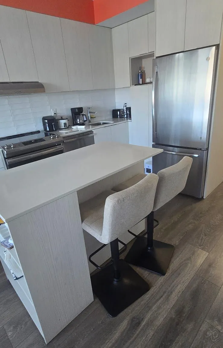 2 bed, $1,200 — Photo 1