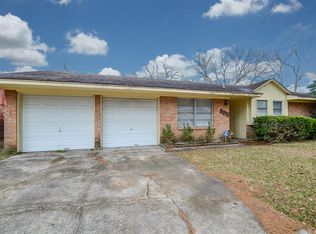 9011 McAvoy Dr, Houston, TX 77074