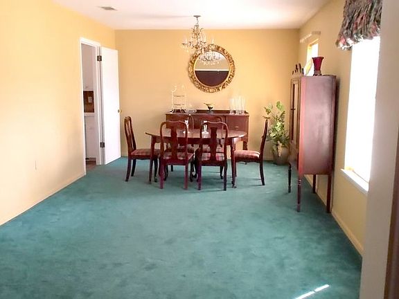 Formal Living/Dining Area
						:
						Formal entertaining in this combination living and dining room.