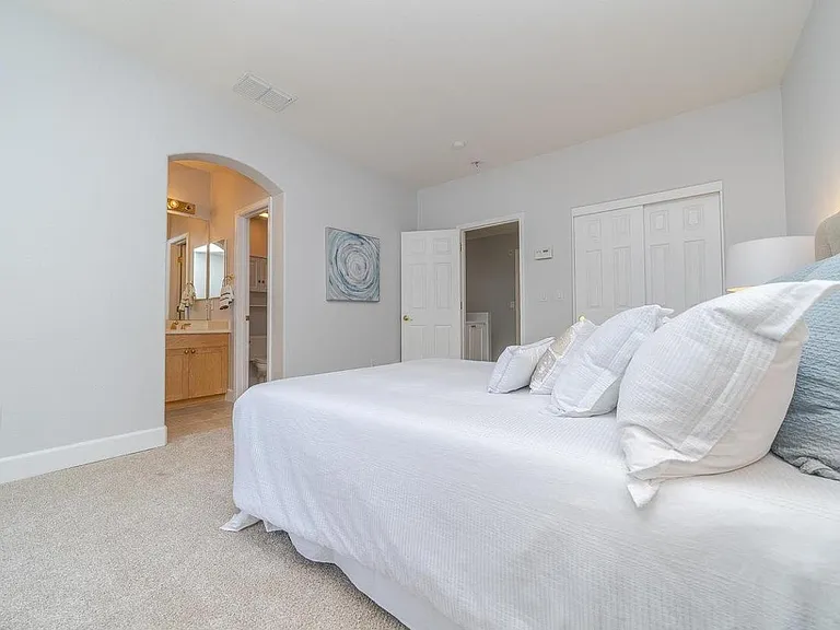 117 Serenity Pl — Photo 33
