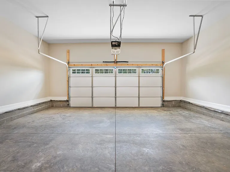 3601 Westlake Dr — Photo 22