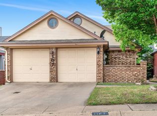 1107 Harlow Ln, Duncanville, TX 75137