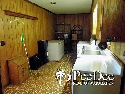 4th image of 267 Pleasant Hill Rd