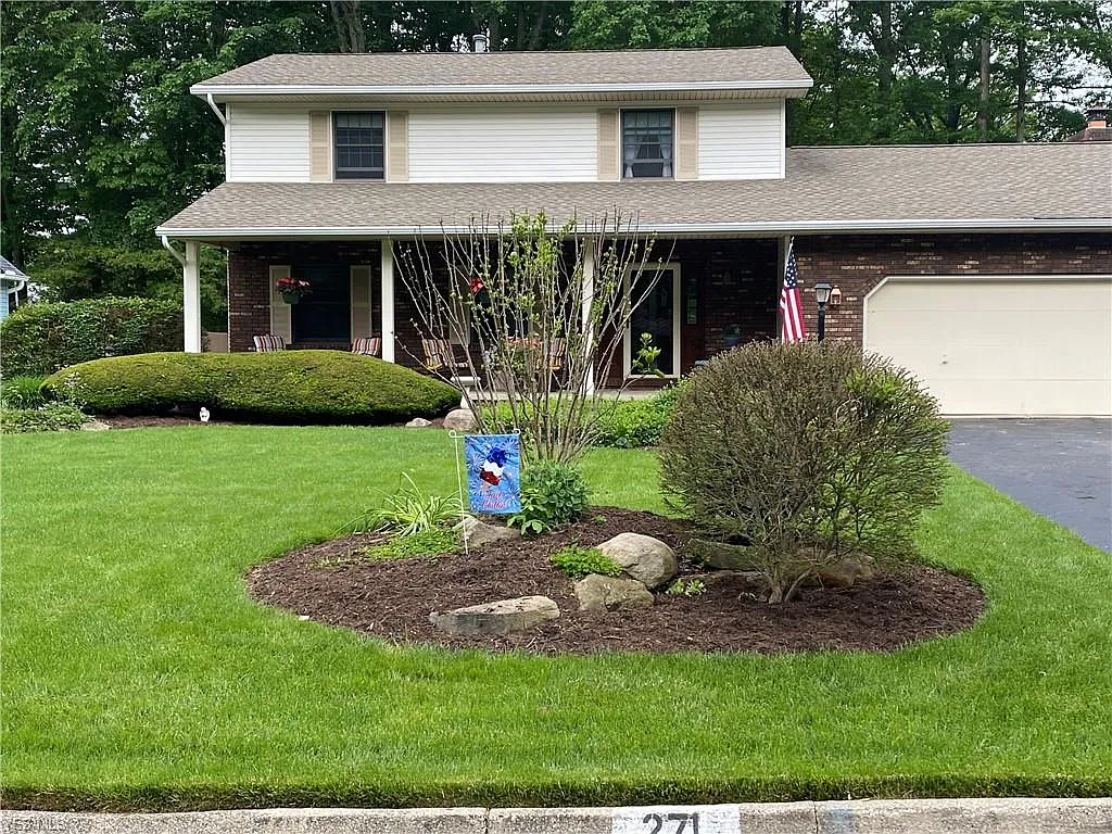 271 Fox Run photo 1