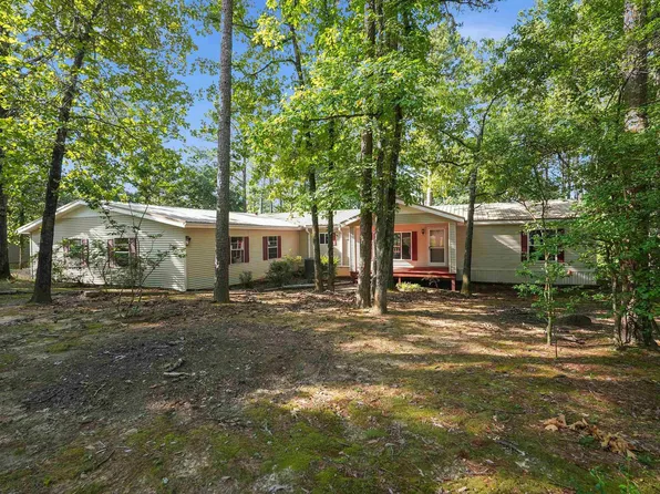 60 Brittany Cove Ln, Greers Ferry, AR 72067