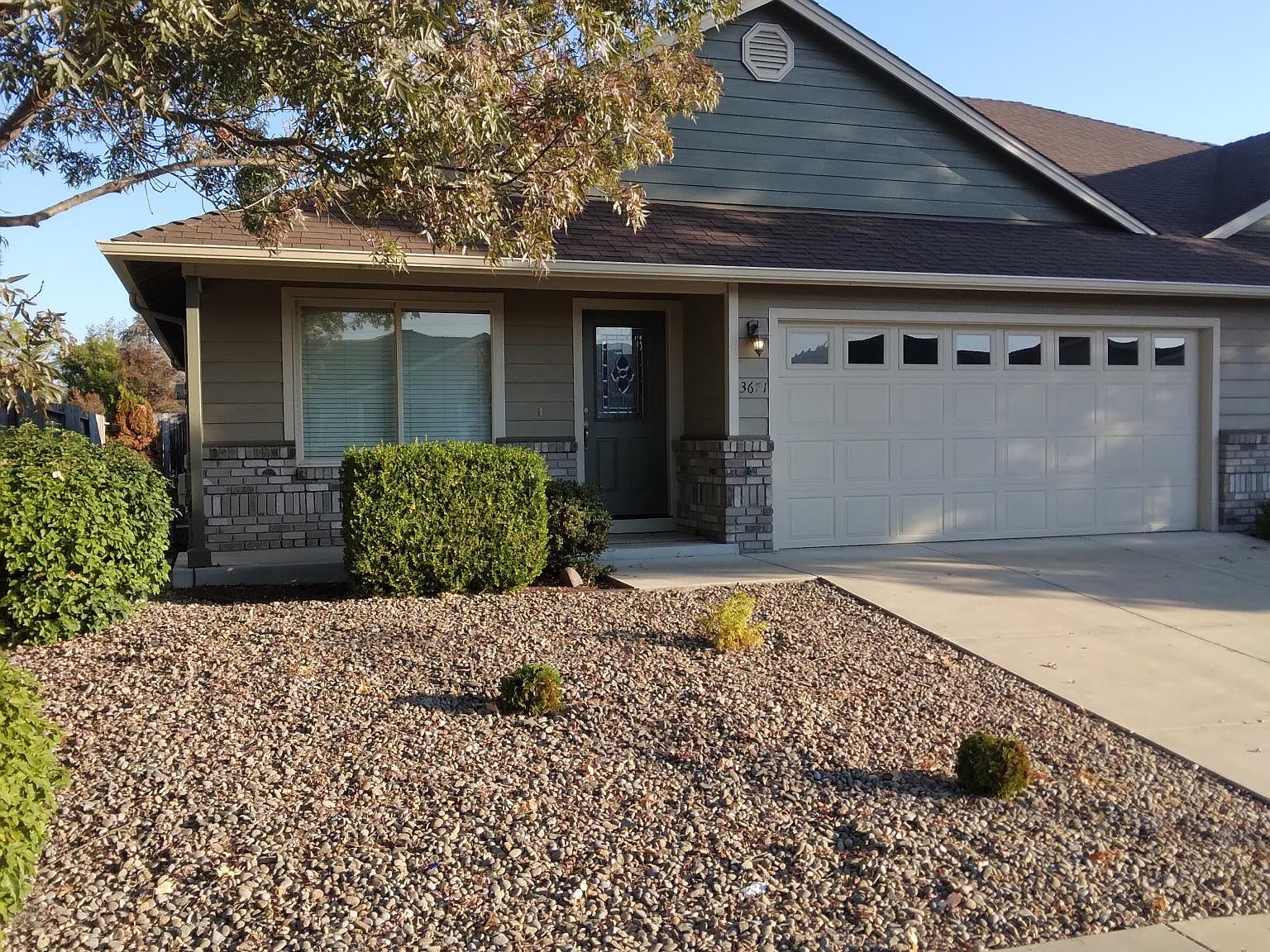 3671 Agate Mdws, White City, OR 97503 Zillow