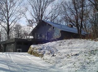 345 Sumac Ln, Ann Arbor, MI
