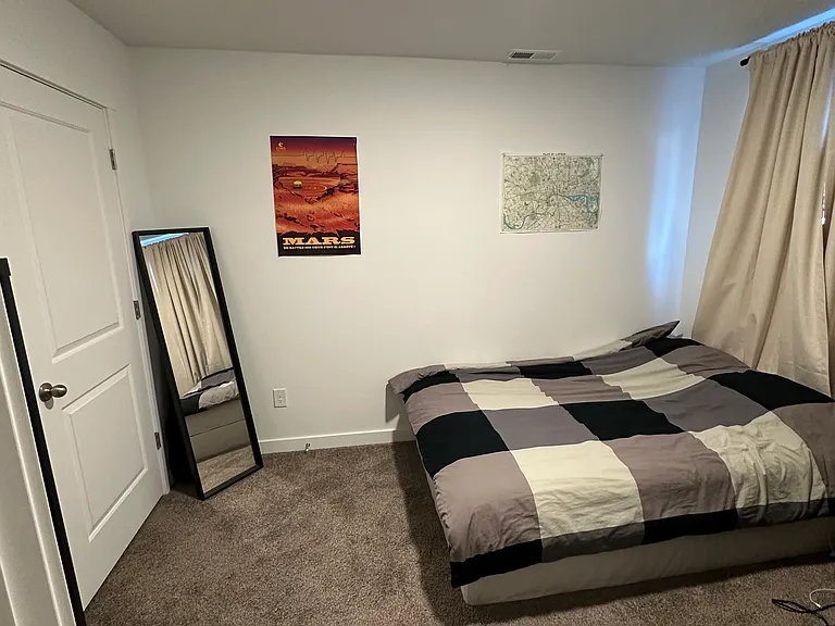 982 E Drifter Ln — Photo 8