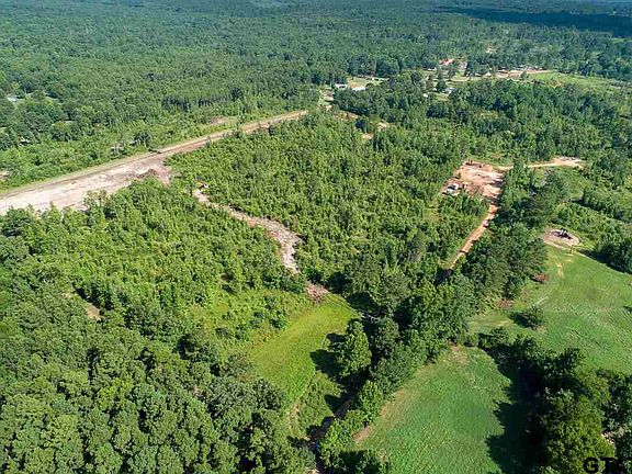 3rd image of 1176 County Road 4146 N