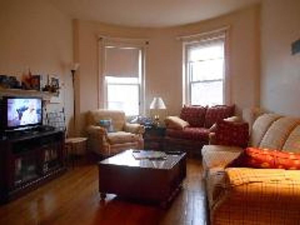 1st image of 1788 Beacon St #1L