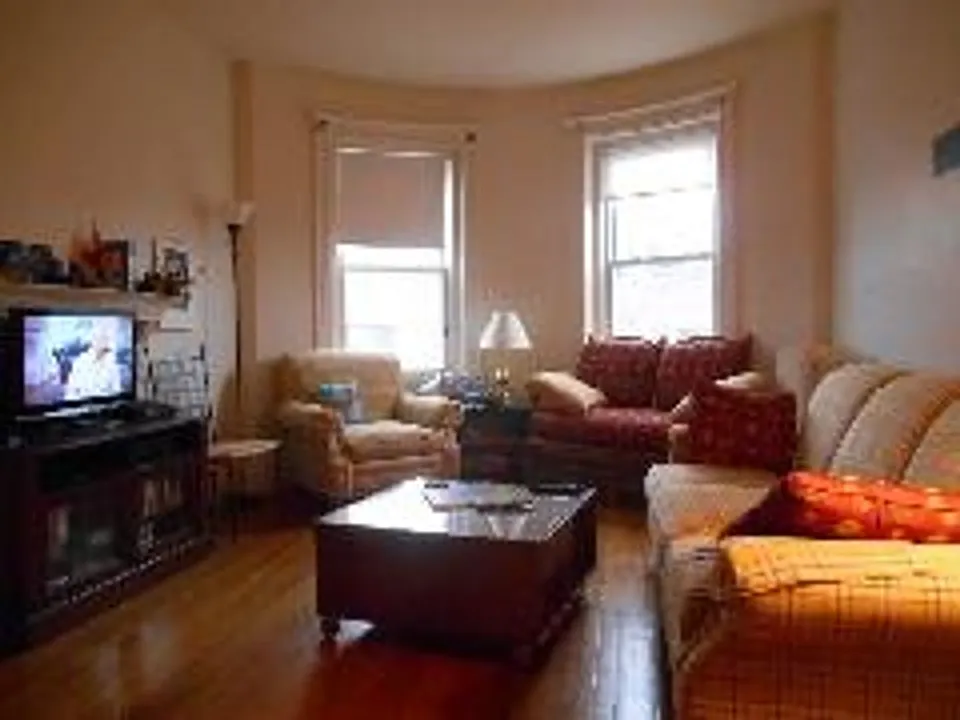 1788 Beacon St #1L