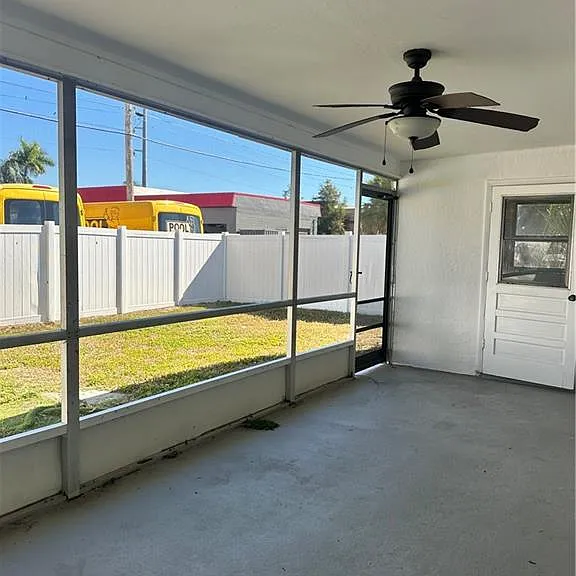 2105 SE 15th Pl — Photo 8