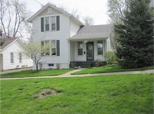 206 N Oakland St, Saint Johns, MI
