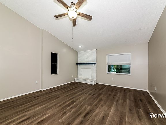 3rd image of 6543 Jarvis Rd