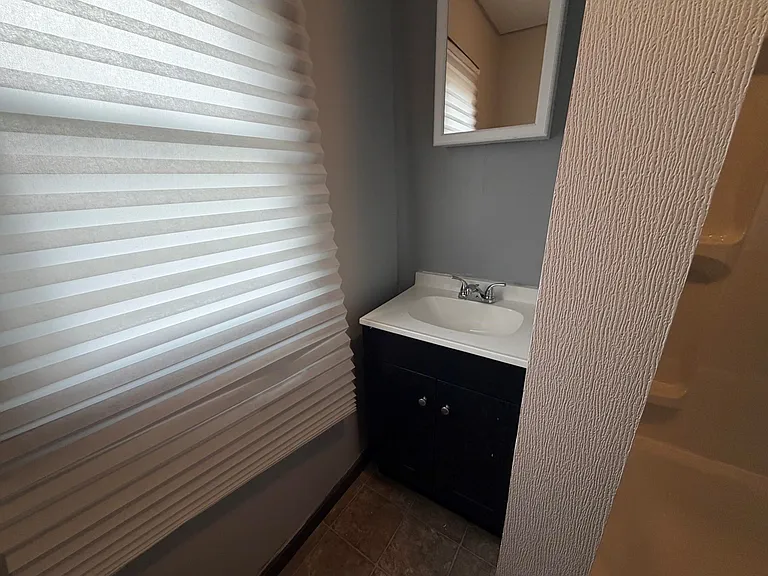 1132 N Gilbert St — Photo 6