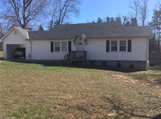 283 Gene Hege Rd, Lexington, NC 27295