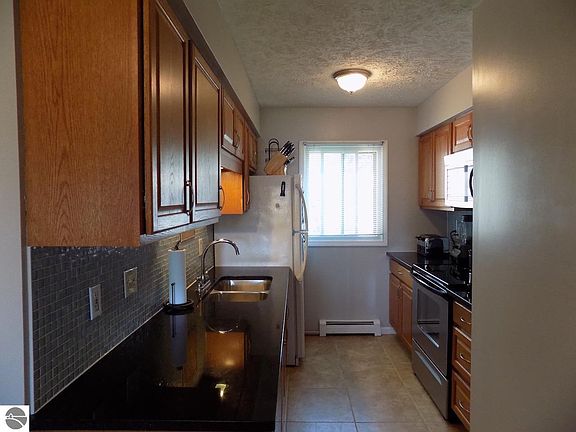 2nd image of 2709 Green Meadows Dr #30