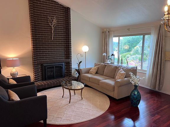 2nd image of 6505 Kingsland Ct