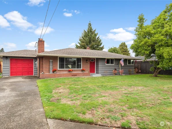 1821 W Stewart Avenue, Puyallup, WA 98371