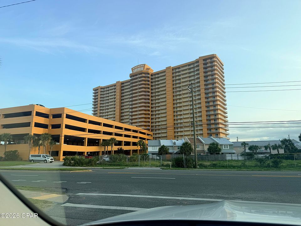 2nd image of 5004 Thomas Dr #303