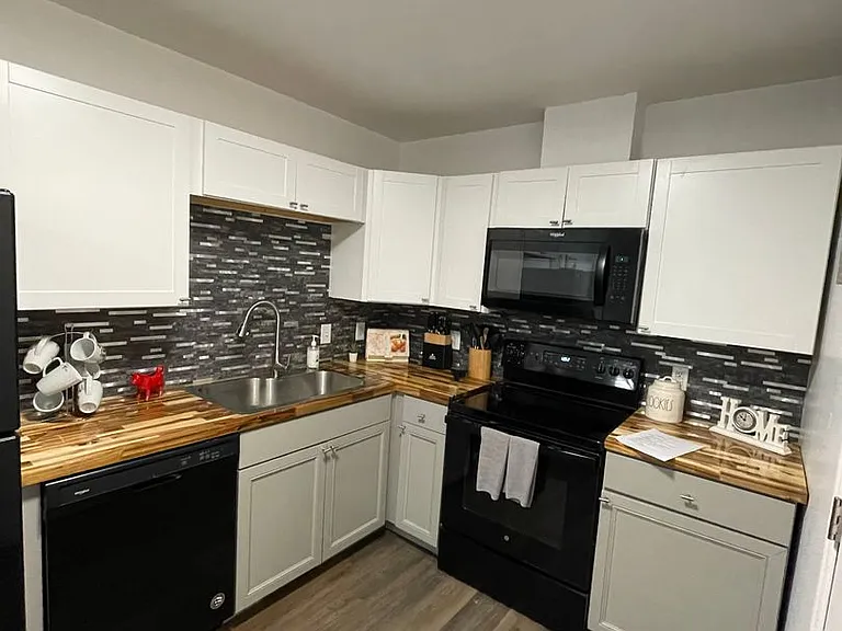 128 Ash St — Photo 7