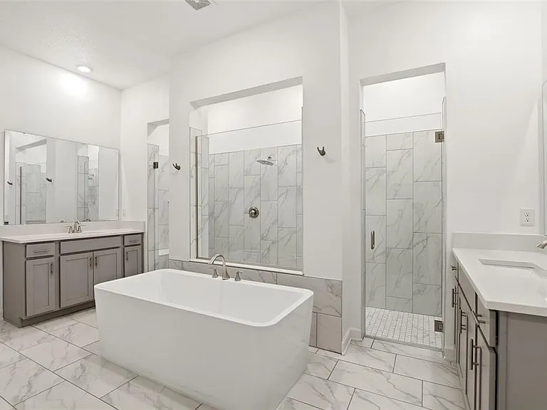 8060 Peaceful Cir — Photo 25