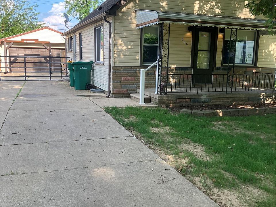 1st image of 808 Lamay Ave
