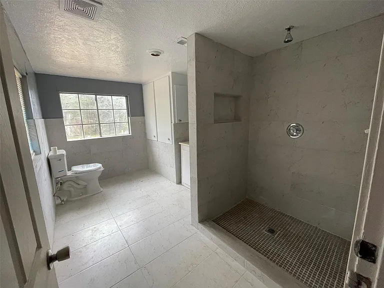 111 Cronin Rd — Photo 8