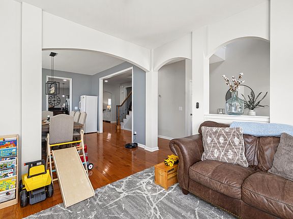 5th image of 3635 Galloway Ln