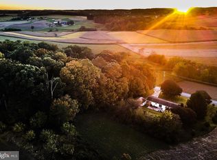 2101 Brodbeck Rd, Hampstead, MD 21074