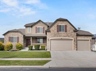 346 W Shoreline Ct, Vineyard, UT 84059