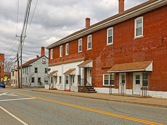 5th image of 448 Hartford Pike #I