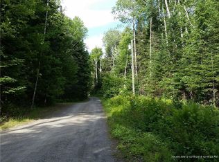 Hartland Rd, Rangeley, ME 04970