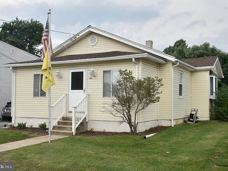 1332 Cherry St, Upper Chichester, PA 19061 Zillow