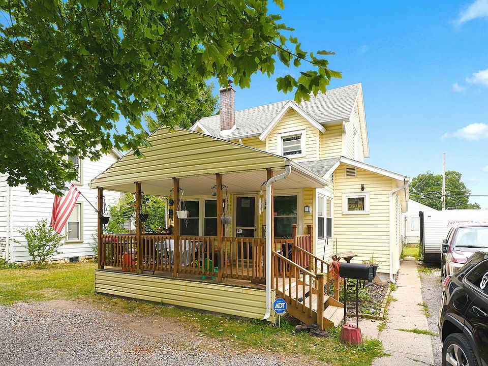 1st image of 508 E 9th St