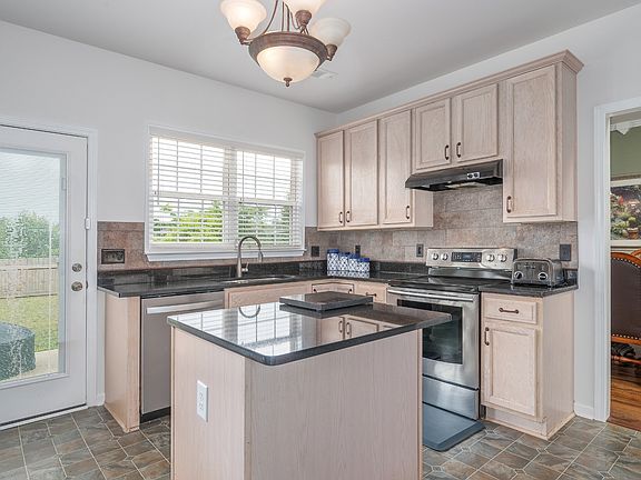 5th image of 1713 Kendall Cove Ln